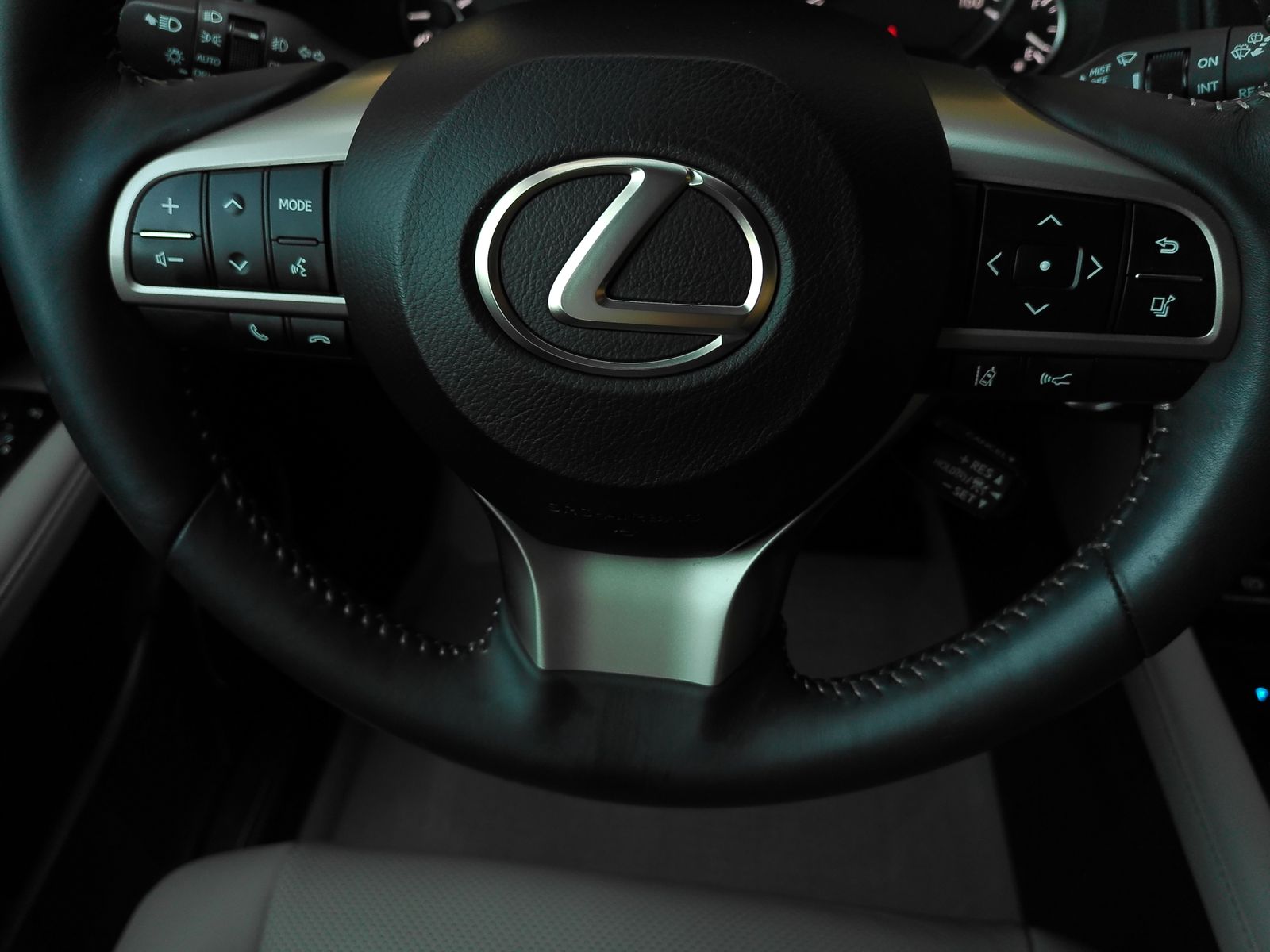 Used 2017 Silver Lexus 350 image 30