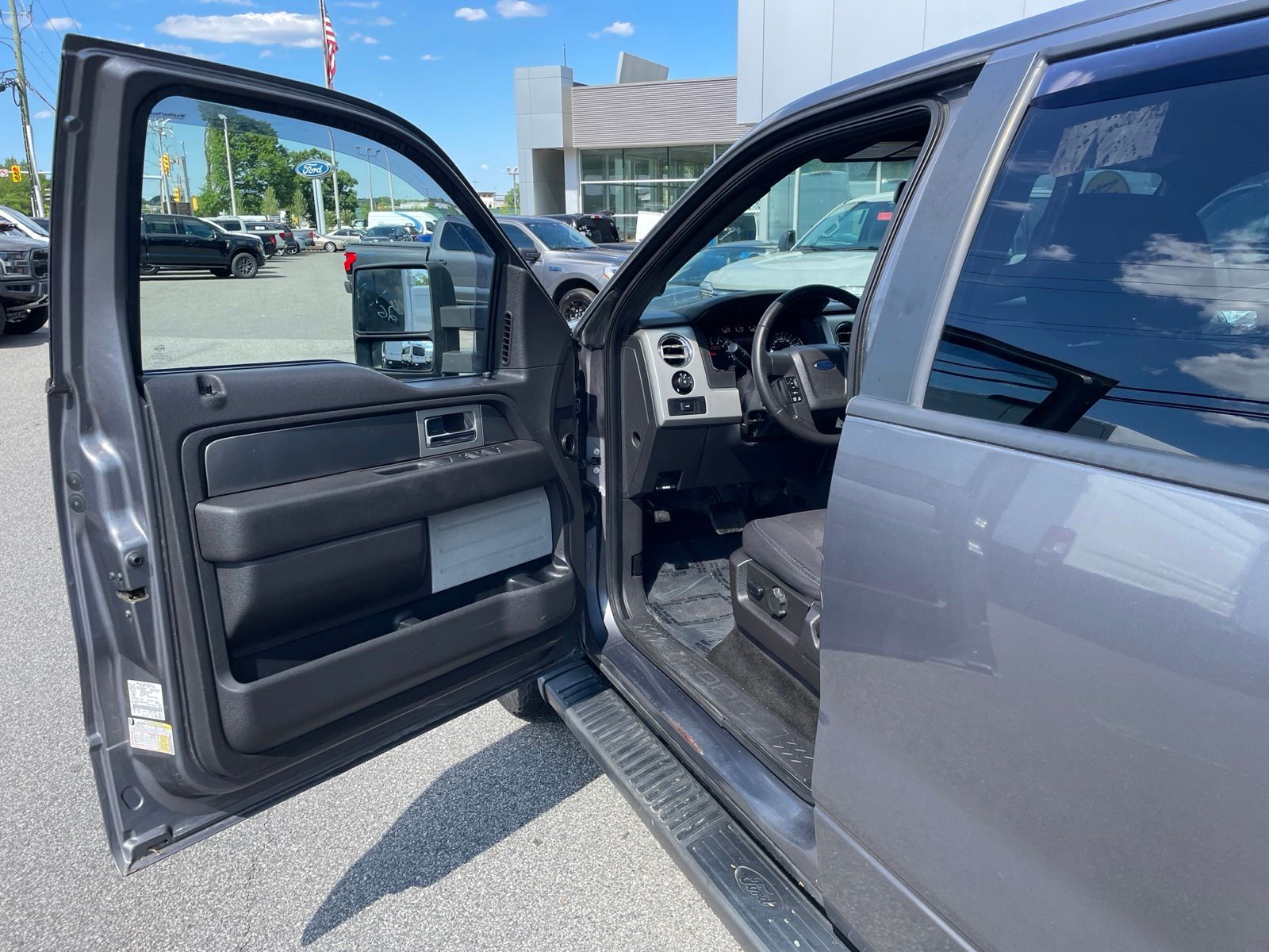 Used 2014 Sterling Gray Metallic Ford FX4 image 13