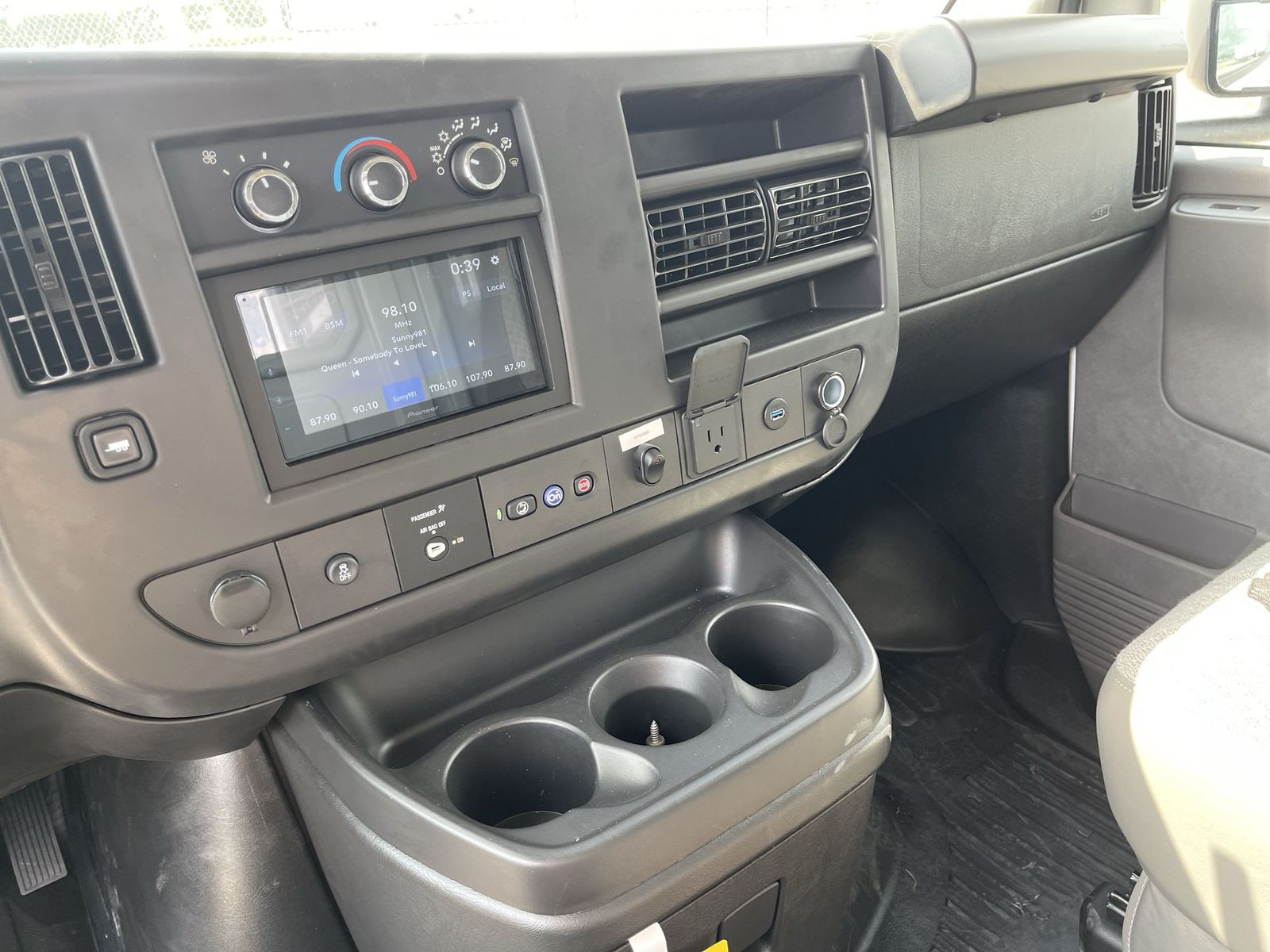 new 2025 Chevrolet Express 3500 car, priced at $79,313