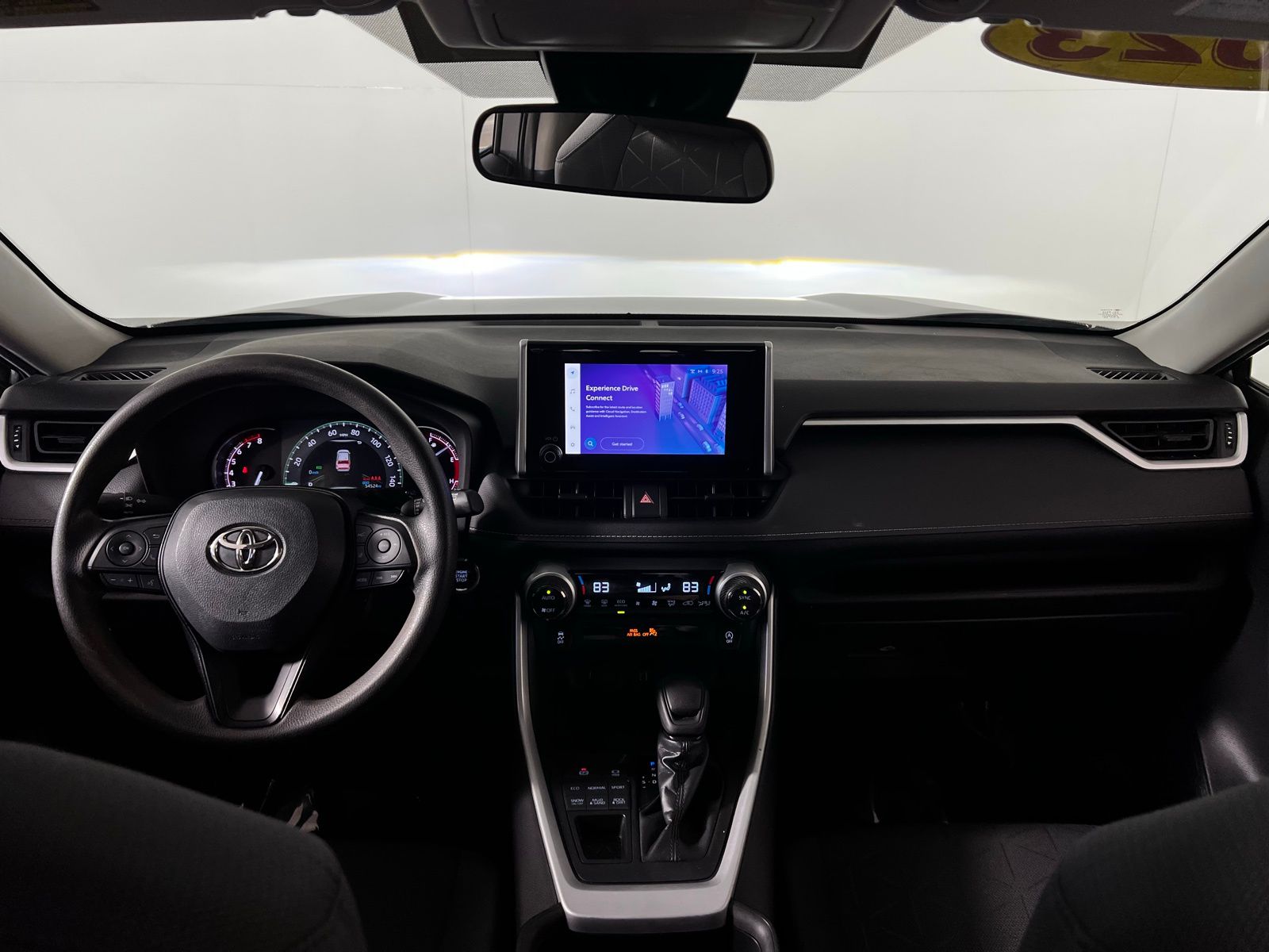 Thumbnail: 2023 Toyota RAV4 - 23