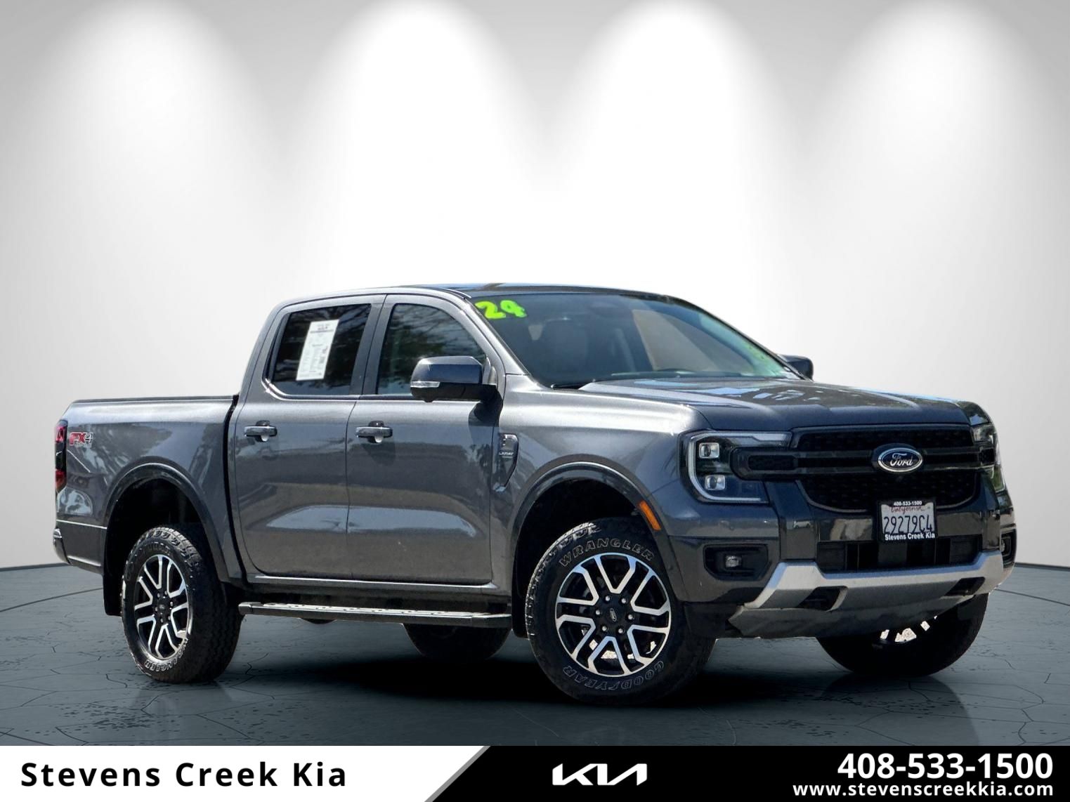 Gray Metallic 2024 Ford Ranger Lariat SuperCrew 4WD Pickup Truck Four-Wheel Drive Automatic
