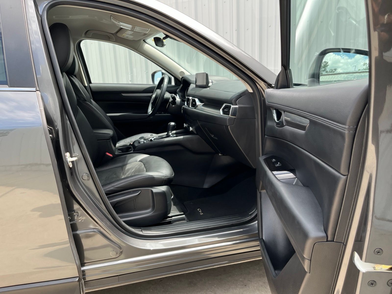 Used Car 2022 Mazda Cx-5  2.5 S Select Package For Sale Under $25,000 In Austin, Texas