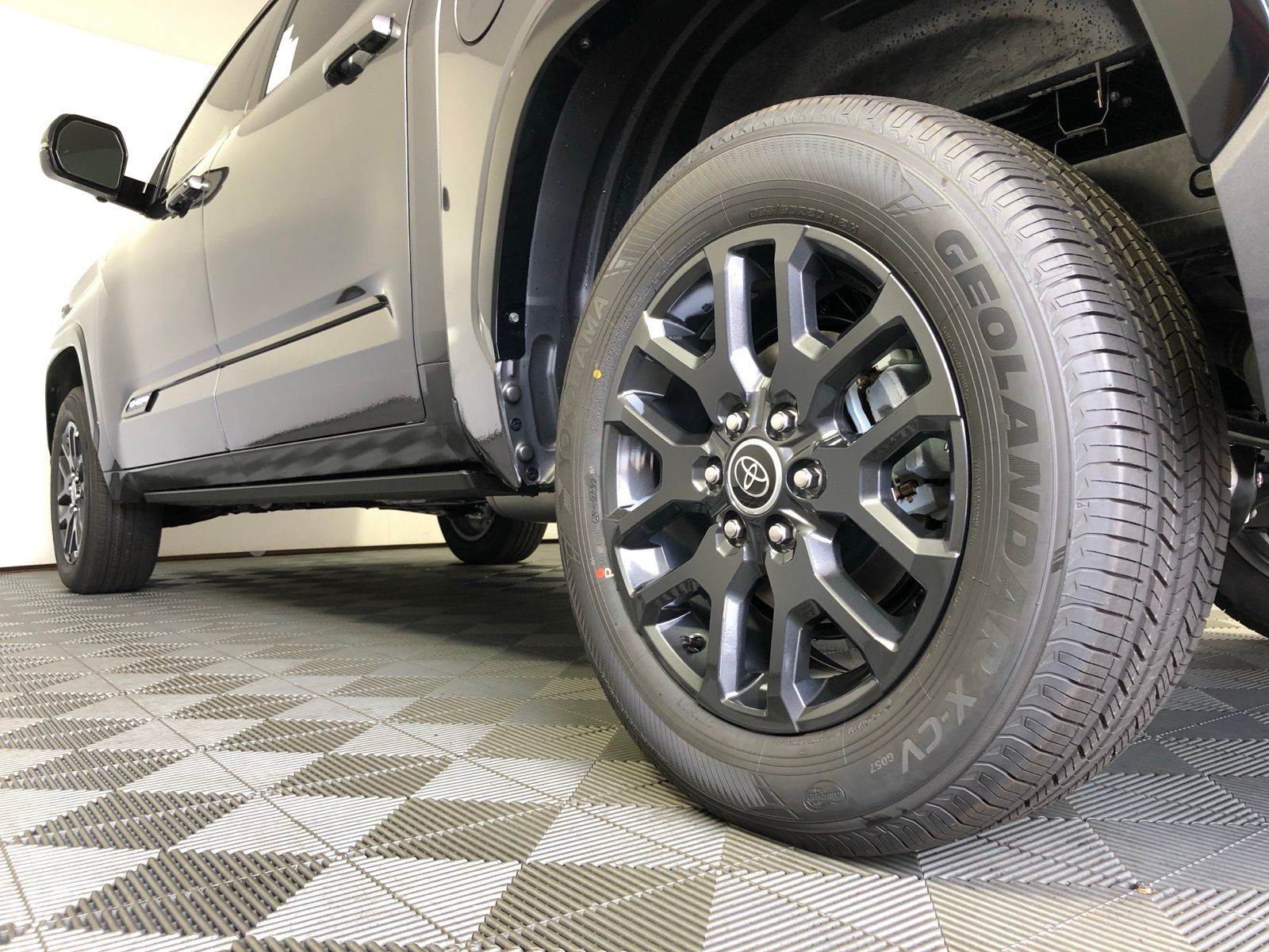 2025 Toyota Tundra Platinum 27