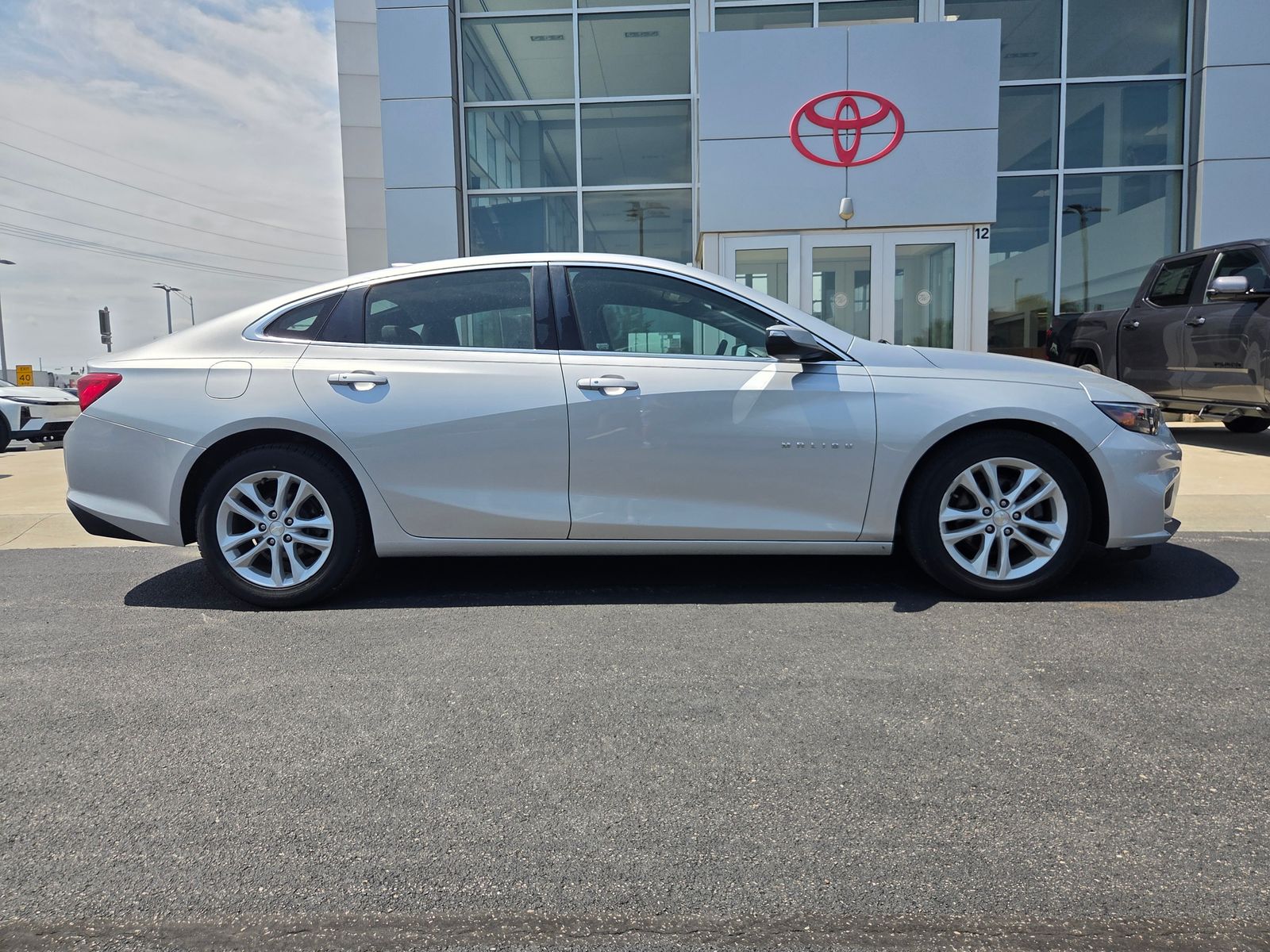used 2018 Chevrolet Malibu car, priced at $12,421