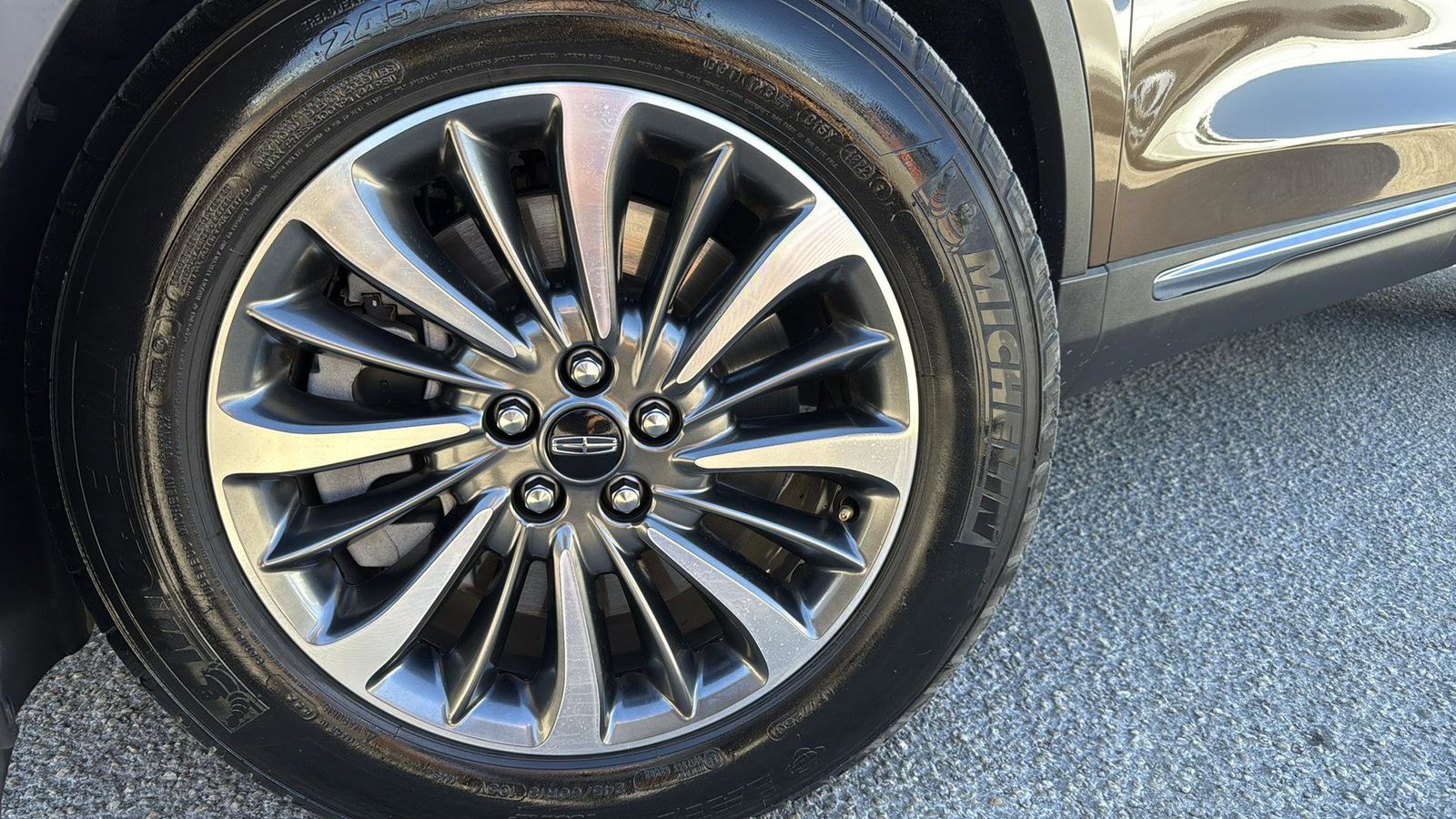 Used Car 2022 Lincoln Nautilus  Standard For Sale Under $35,000 In Austin, Texas