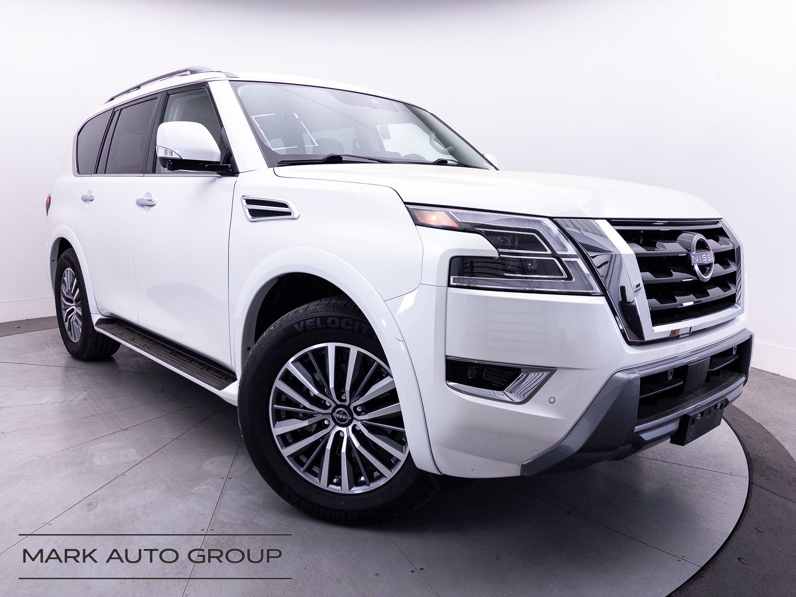 2023 Nissan Armada SL