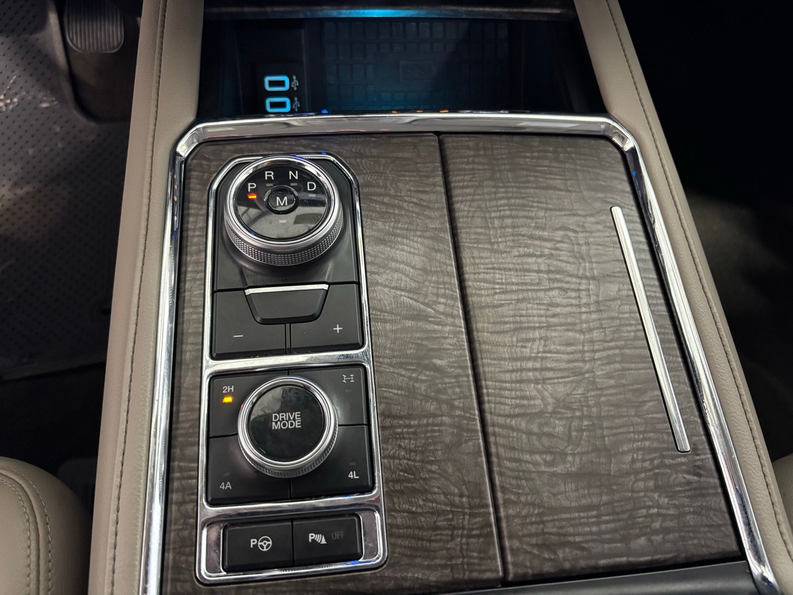 Used Car 2019 Ford Expedition  Limited For Sale Under $30,000 In Austin, Texas