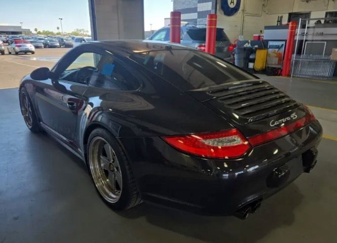 2009 Porsche 911 Carrera 4S — photo 2