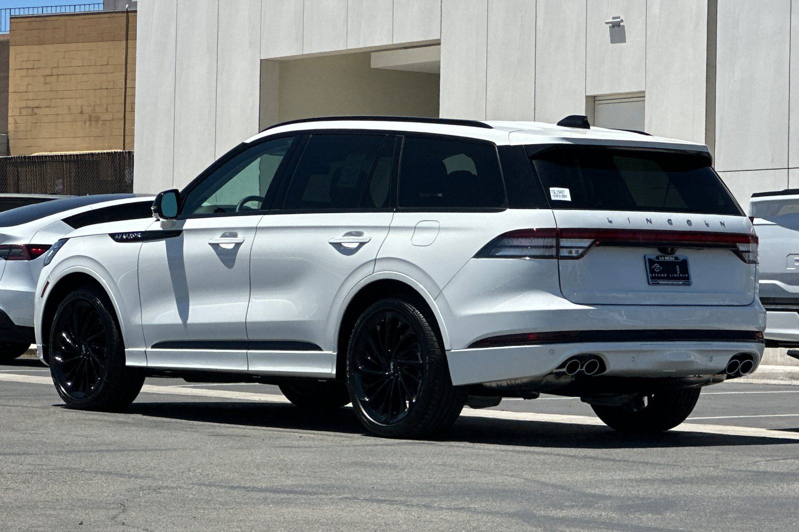 View vehicle photo 5