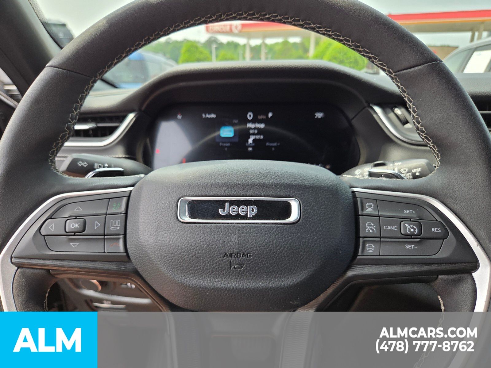 Used 2024 Gray Jeep Altitude image 30