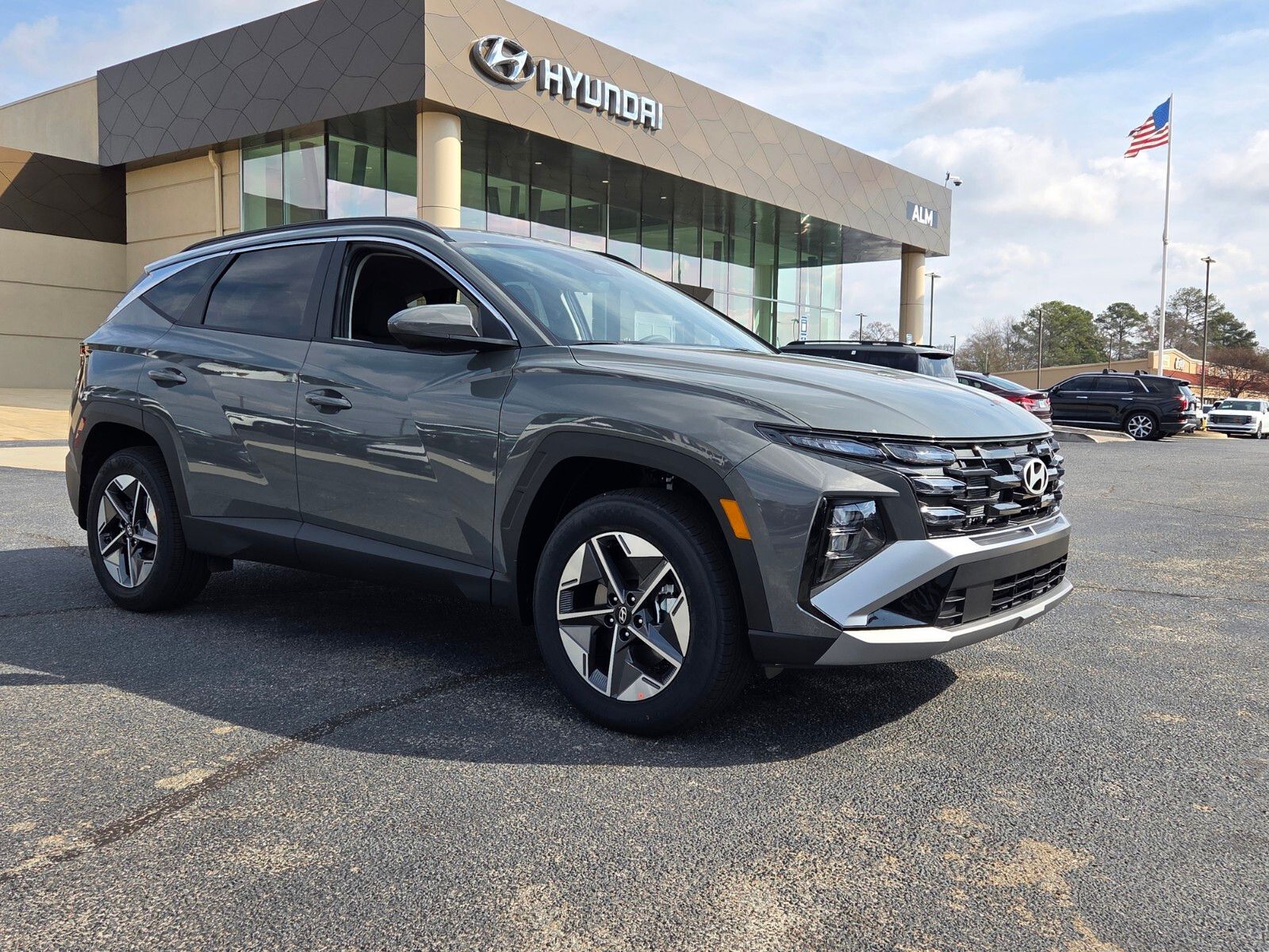 Hampton Gray 2026 Hyundai Tucson SEL AWD SUV / Crossover All-Wheel Drive 8-Speed Automatic