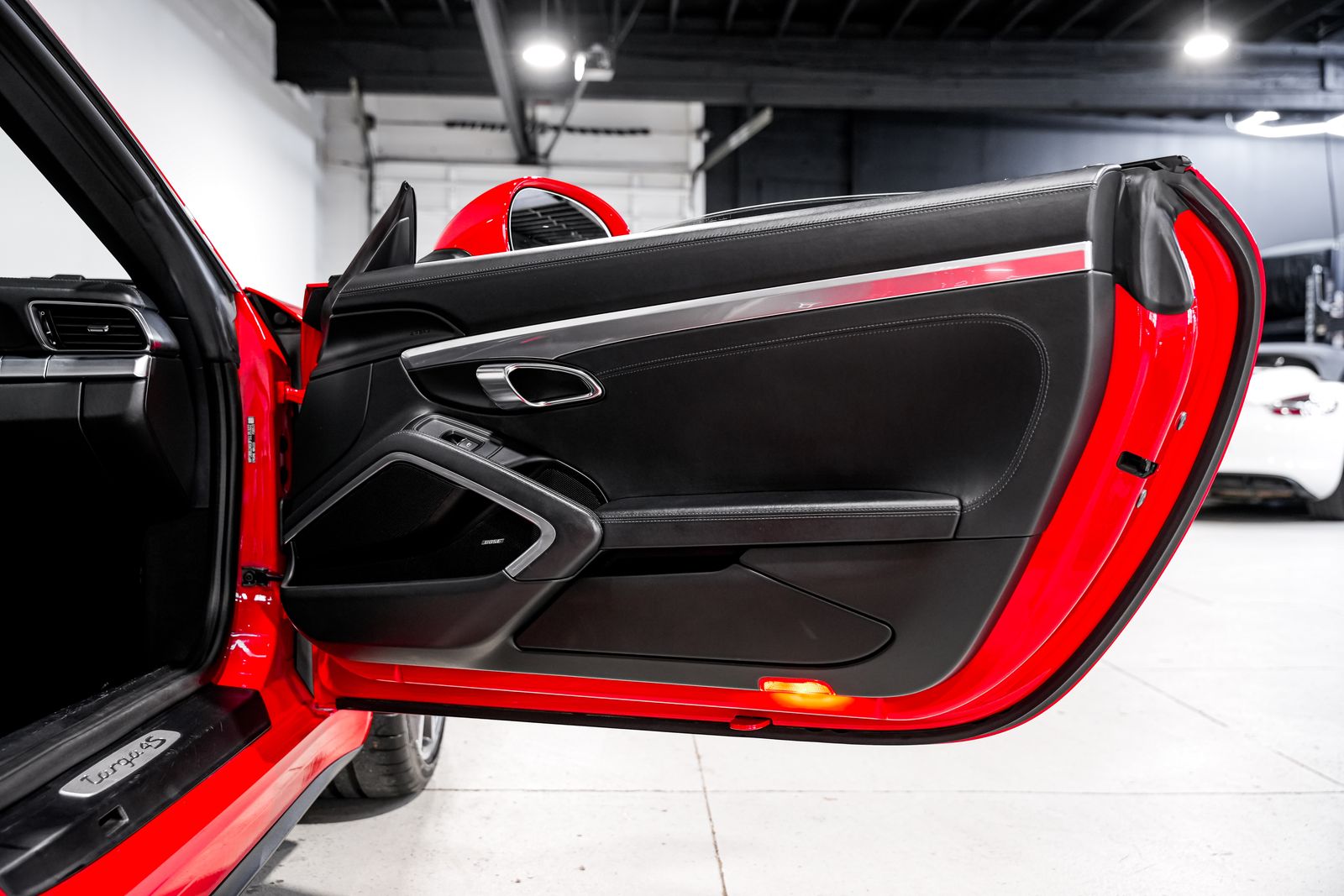 2015 Porsche 911 Targa 4S — photo 26