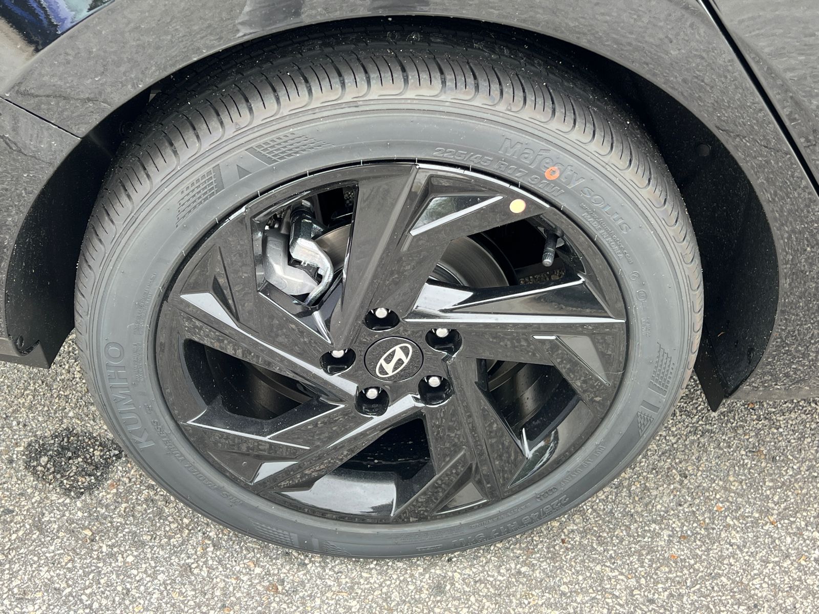 New 2026 Black Hyundai SEL Sport image 18