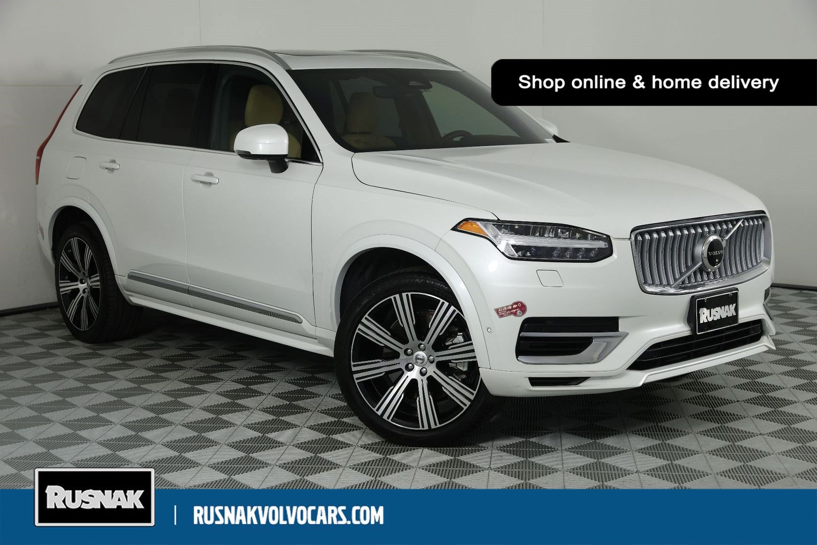 Vapour Gray Metallic 2026 Volvo XC40 SUV / Crossover All-Wheel Drive Automatic