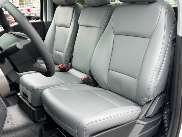New 2026 Oxford White Ford XL image 16