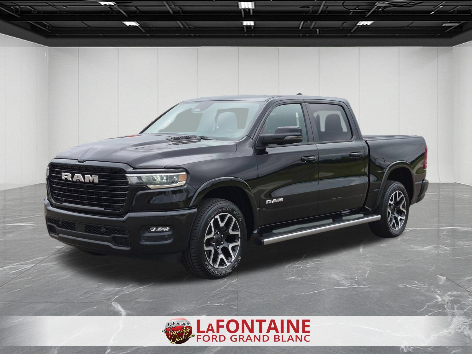 Diamond Black 2025 RAM 1500 Pickup Truck Four-Wheel Drive 8-Speed Automatic