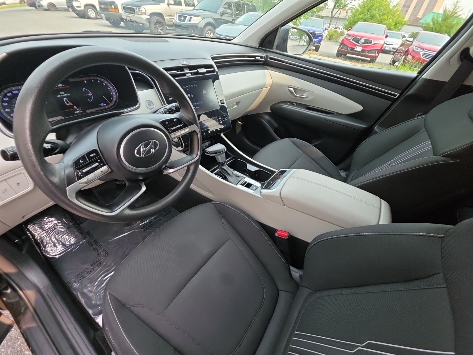 Used 2024 Black Hyundai SEL image 19