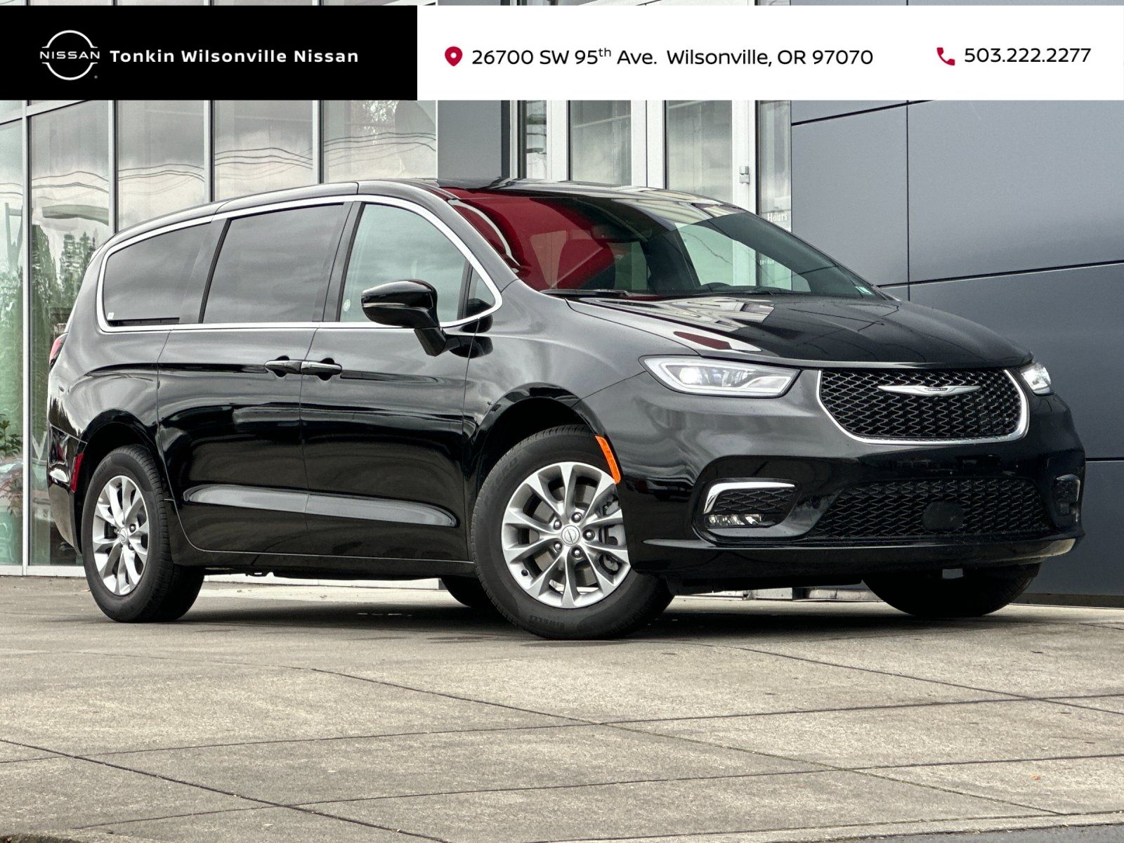 2026 Chrysler Pacifica Limited AWD's photo