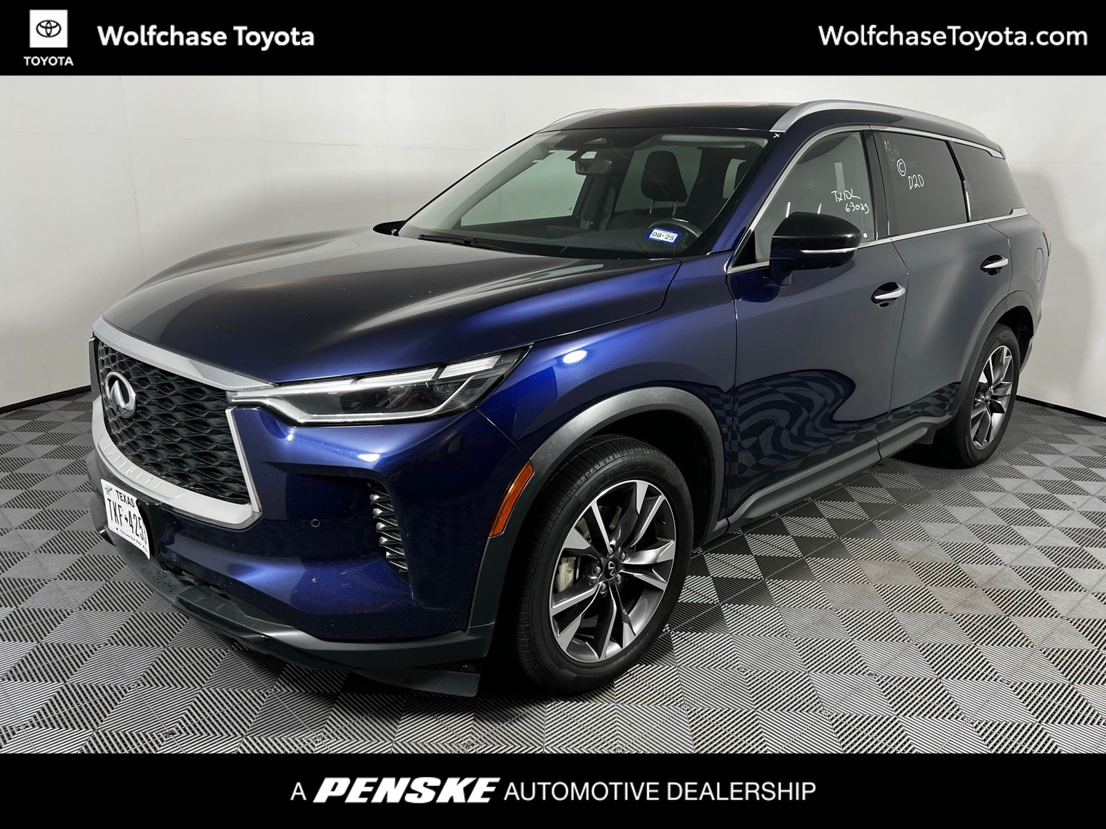 Thumbnail: 2024 INFINITI QX60 - 1