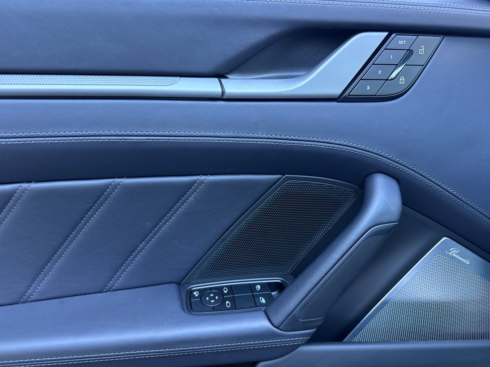 2025 Porsche 911 S - Photo 12