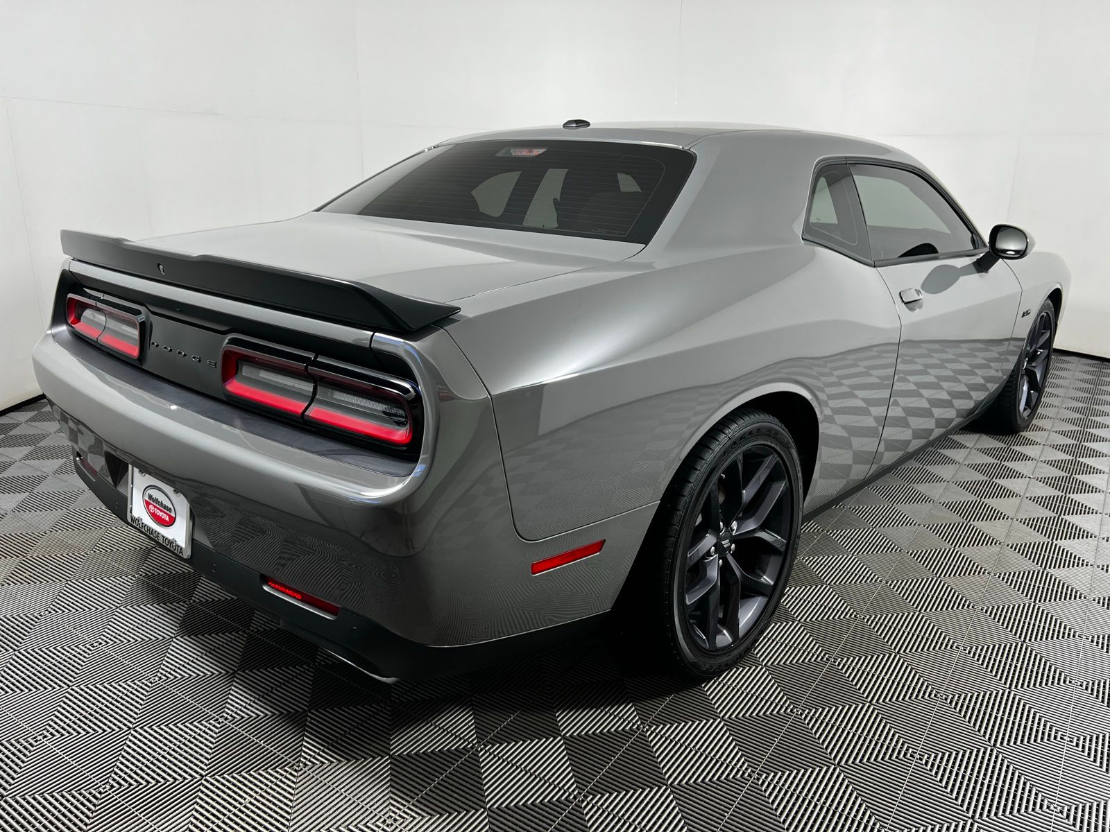 2023 Dodge Challenger R/T 12