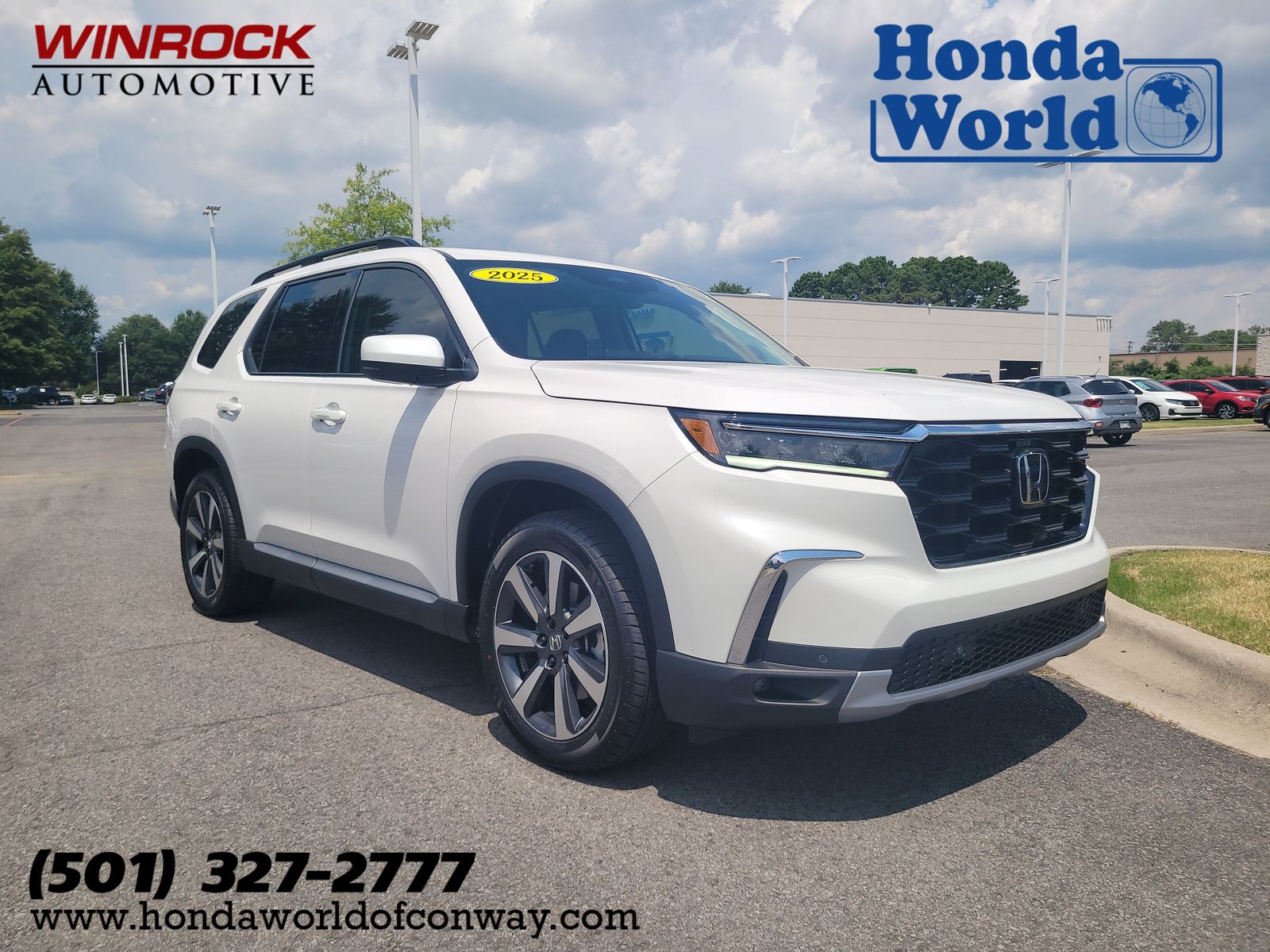  2025 Honda Pilot Touring FWD   