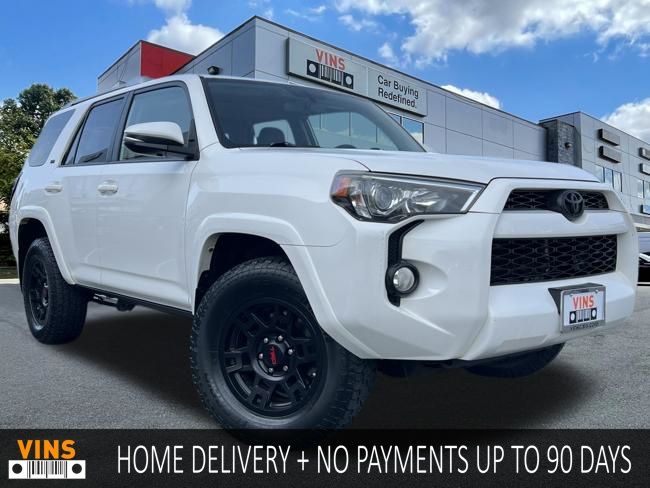 Super White 2015 Toyota 4Runner SR5 Premium 4WD SUV / Crossover Four-Wheel Drive 5-Speed Automatic Overdrive