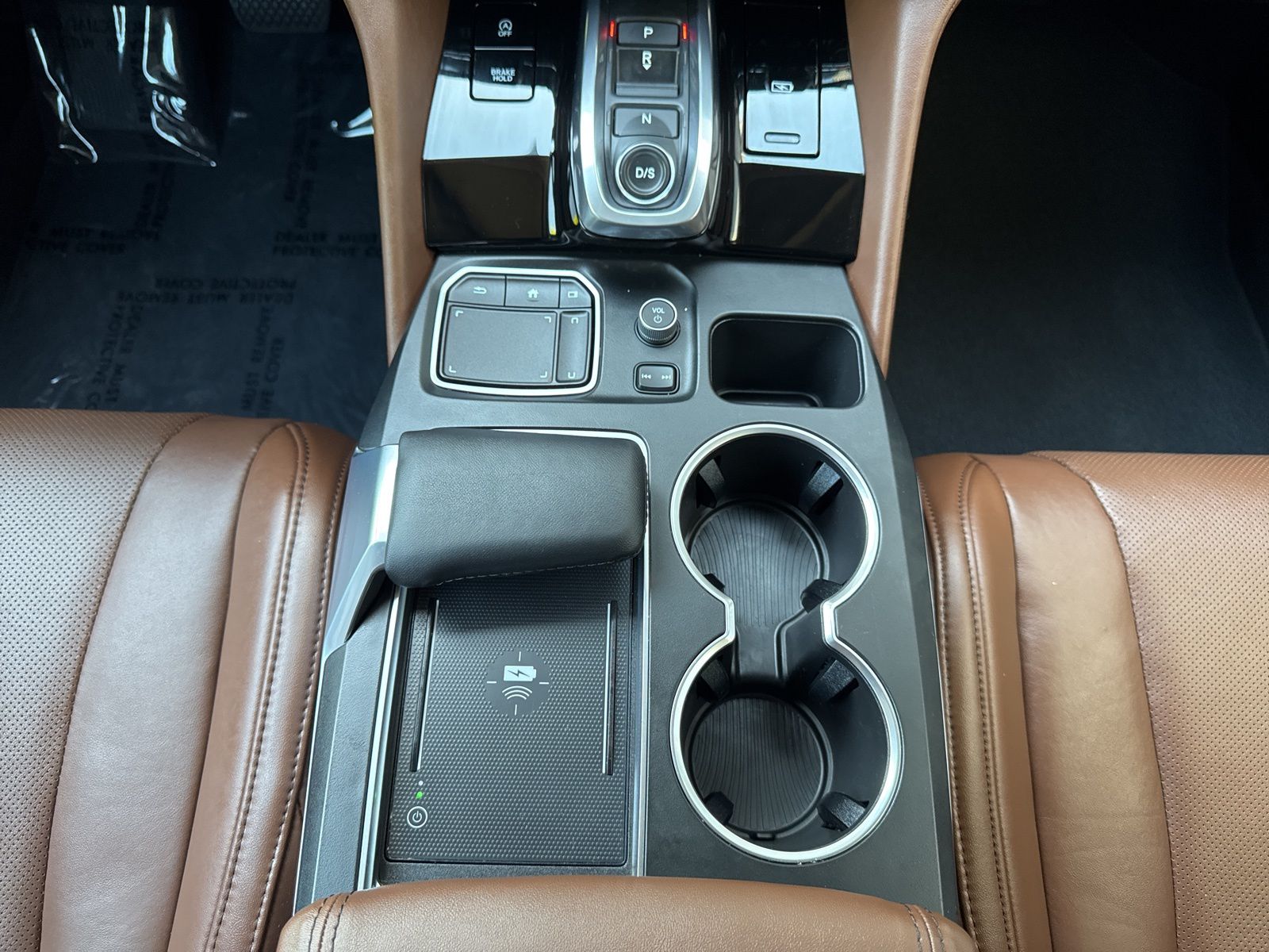 Used 2024 Majestic Black Pearl Acura Technology image 25