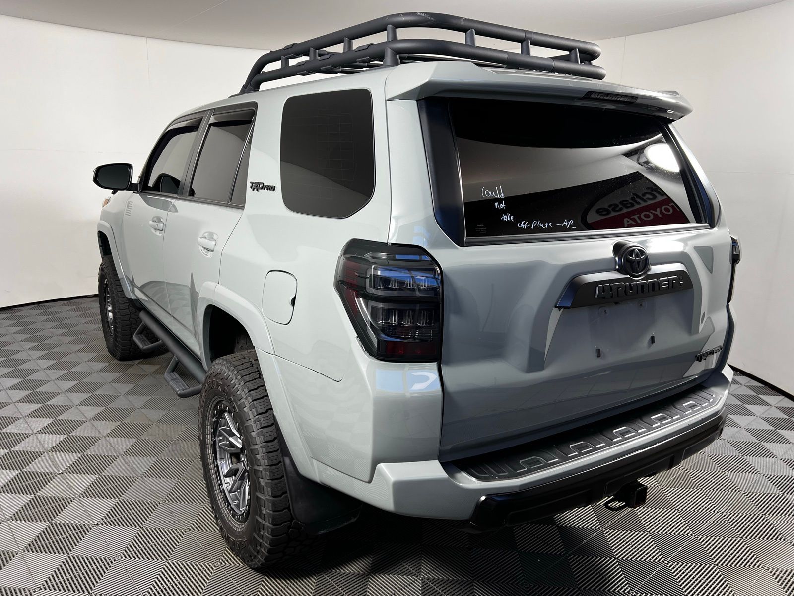 Thumbnail: 2021 Toyota 4Runner - 7