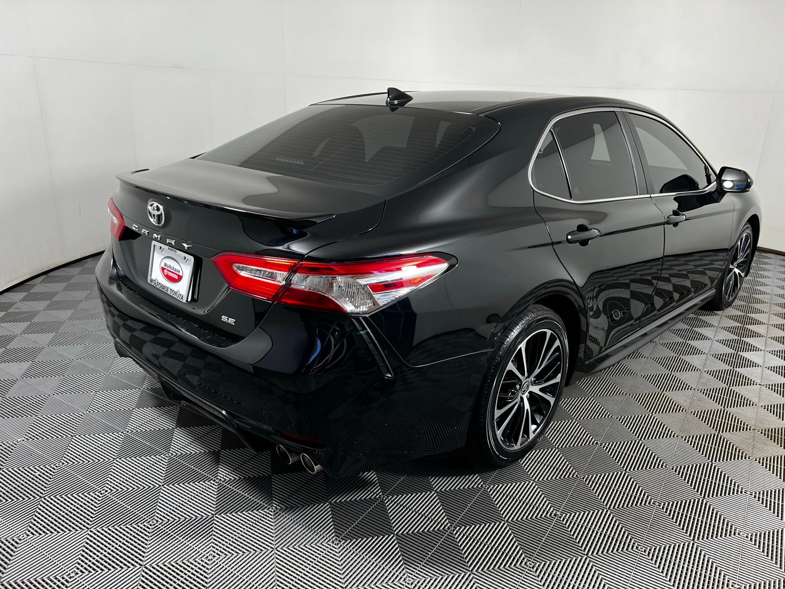 2020 Toyota Camry SE 5