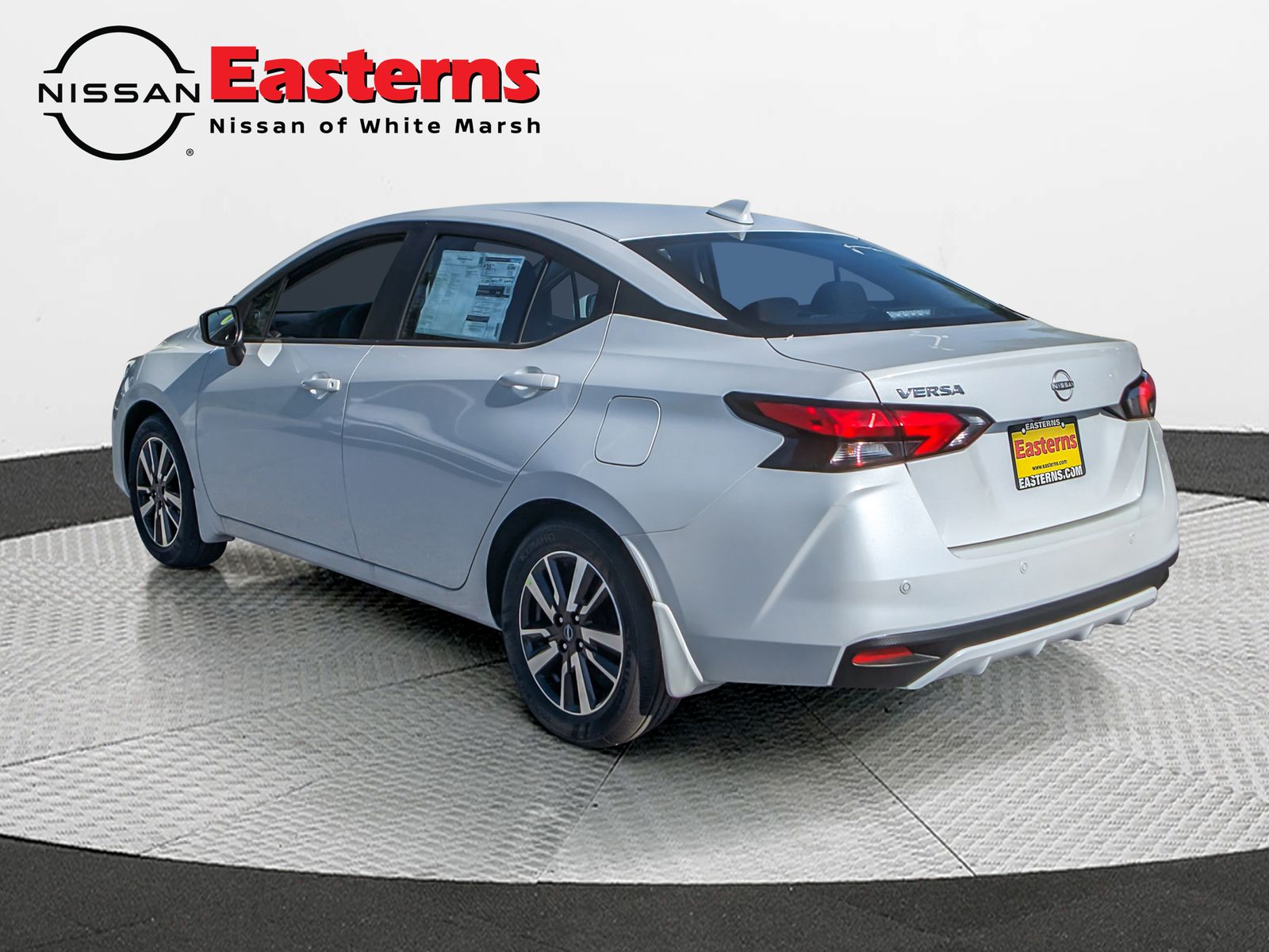 2025 Nissan Versa Sedan SV photo 4