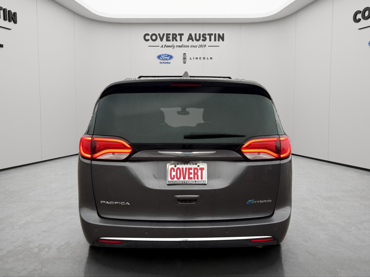 Used Car 2018 Chrysler Pacifica Hybrid  Touring Plus For Sale Under $20,000 In Austin, Texas