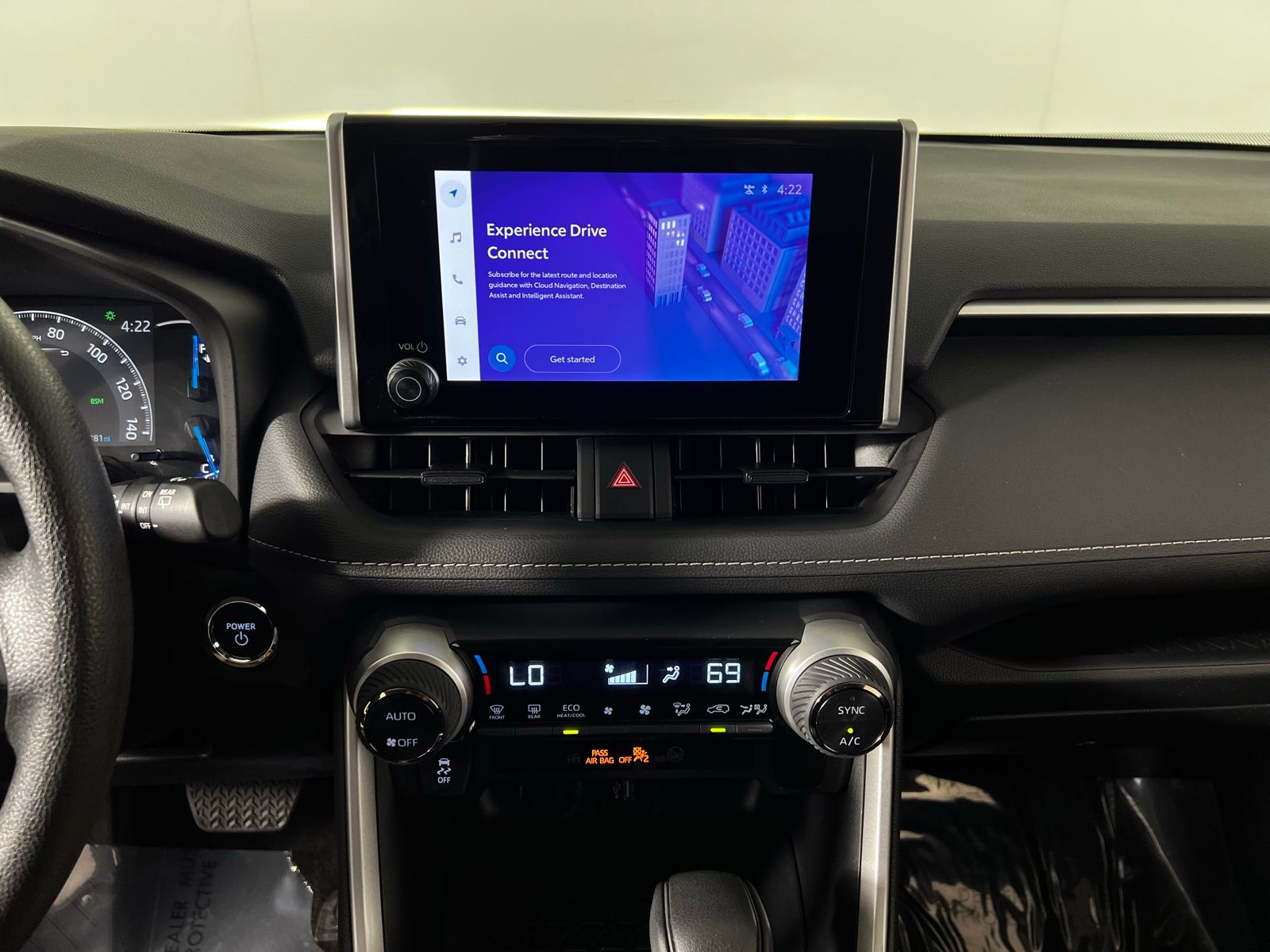 Thumbnail: 2025 Toyota RAV4 - 18