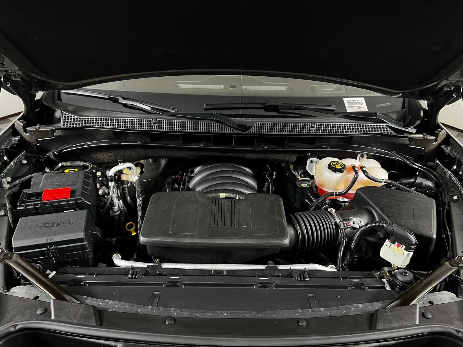 Thumbnail: 2023 Chevrolet Tahoe - 9