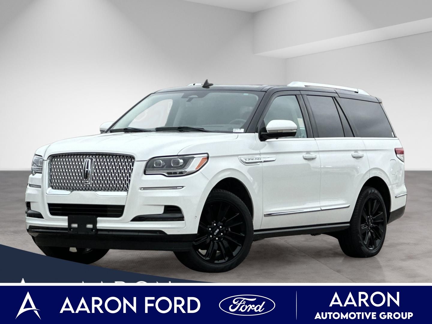 White Metallic 2024 Lincoln Navigator SUV / Crossover Four-Wheel Drive Automatic