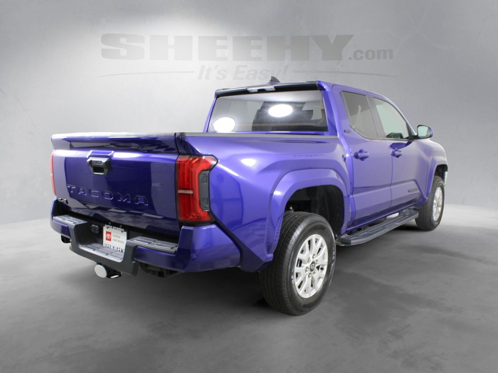Used 2024 Blue Toyota SR5 image 6