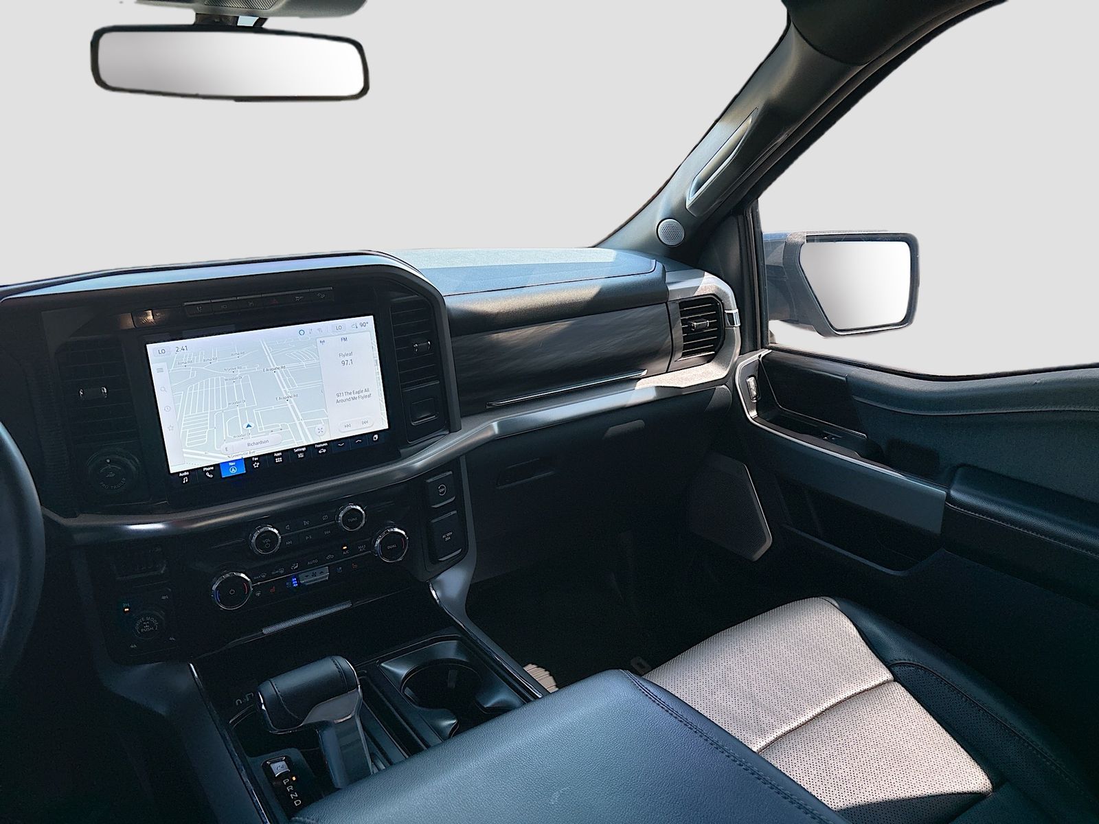 Used 2024 Gray Ford Lariat image 24
