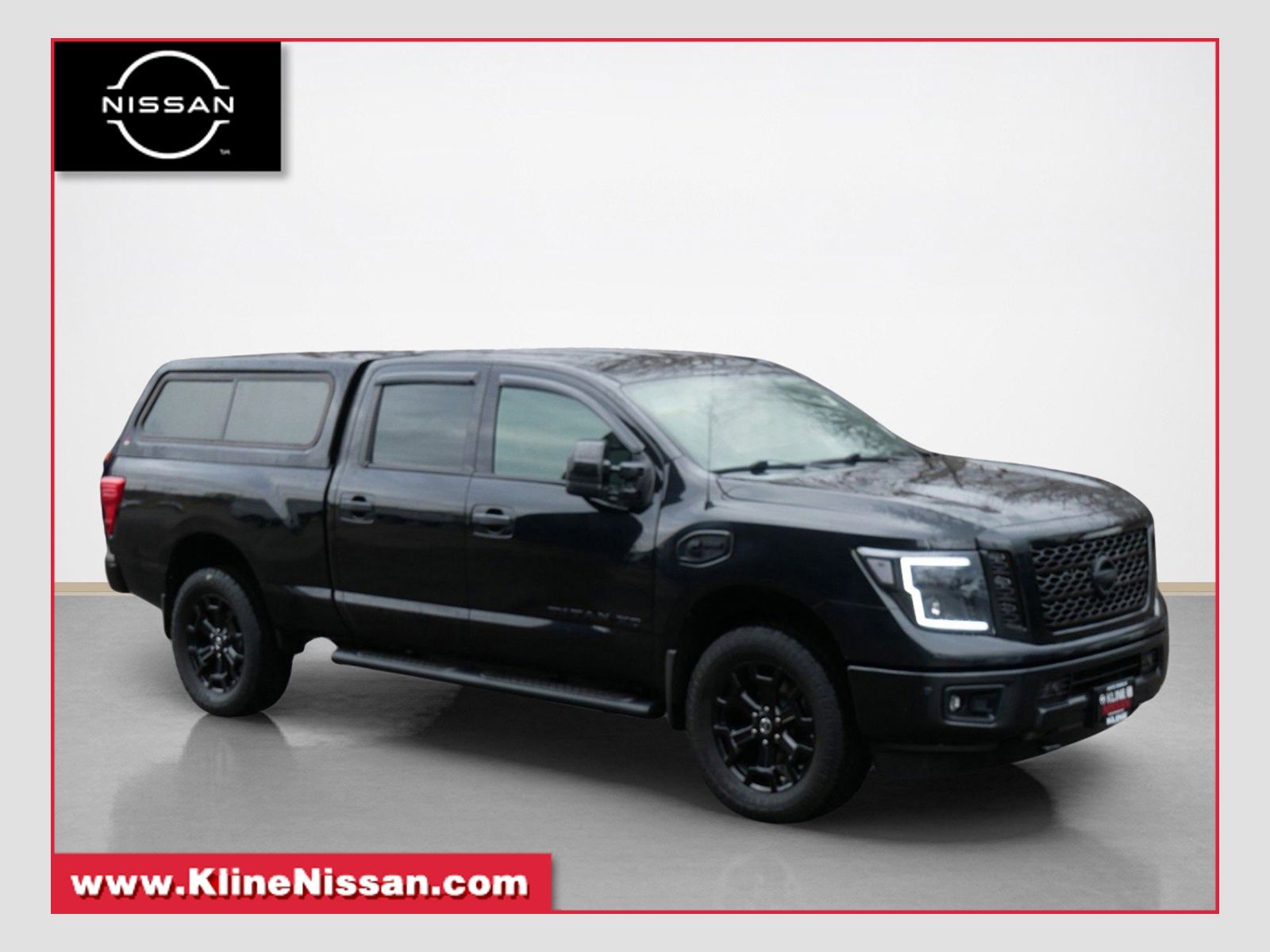 Gray (Magnetic Black) 2018 Nissan Titan XD SL Crew Cab 4WD Pickup Truck Four-Wheel Drive 6-Speed Automatic