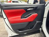 Used 2023 Toyota Highlander SUV