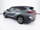 Used 2023 Toyota Highlander SUV