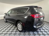 Used 2025 Chrysler Pacifica Van