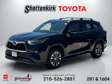 Used 2023 Toyota Highlander SUV