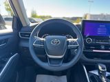 New 2026 Toyota Highlander SUV
