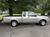 Used 2004 Nissan Frontier Truck