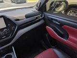 Used 2023 Toyota Highlander SUV
