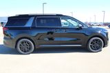 New 2026 Kia Carnival MPV Van