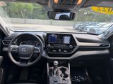 Used 2022 Toyota Highlander Hybrid SUV