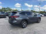 Used 2023 Toyota Highlander SUV