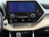 Used 2023 Toyota Highlander SUV