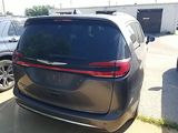 Used 2022 Chrysler Pacifica Van